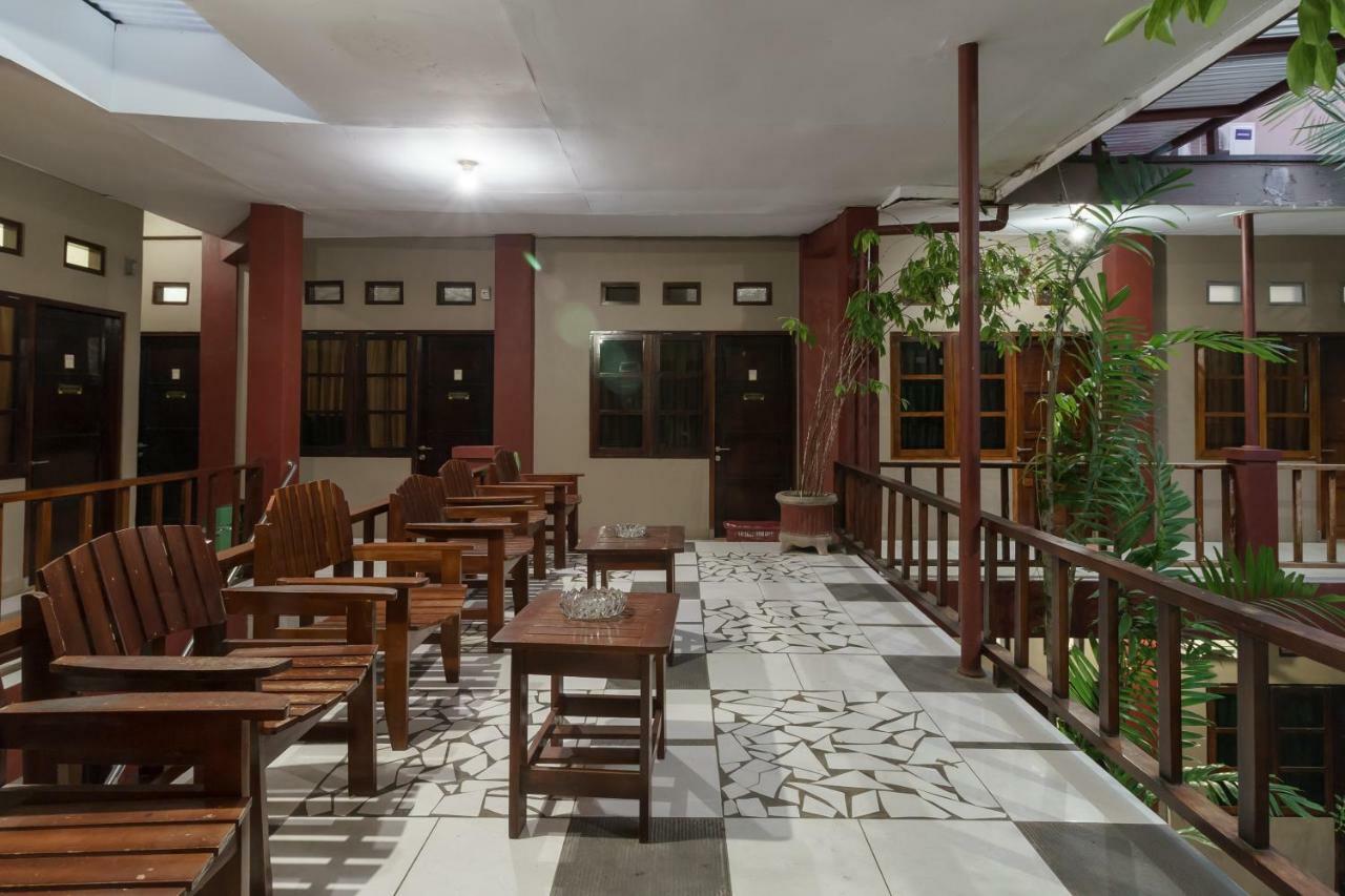 Reddoorz Syariah Near Fort Marlborough Bengkulu Extérieur photo