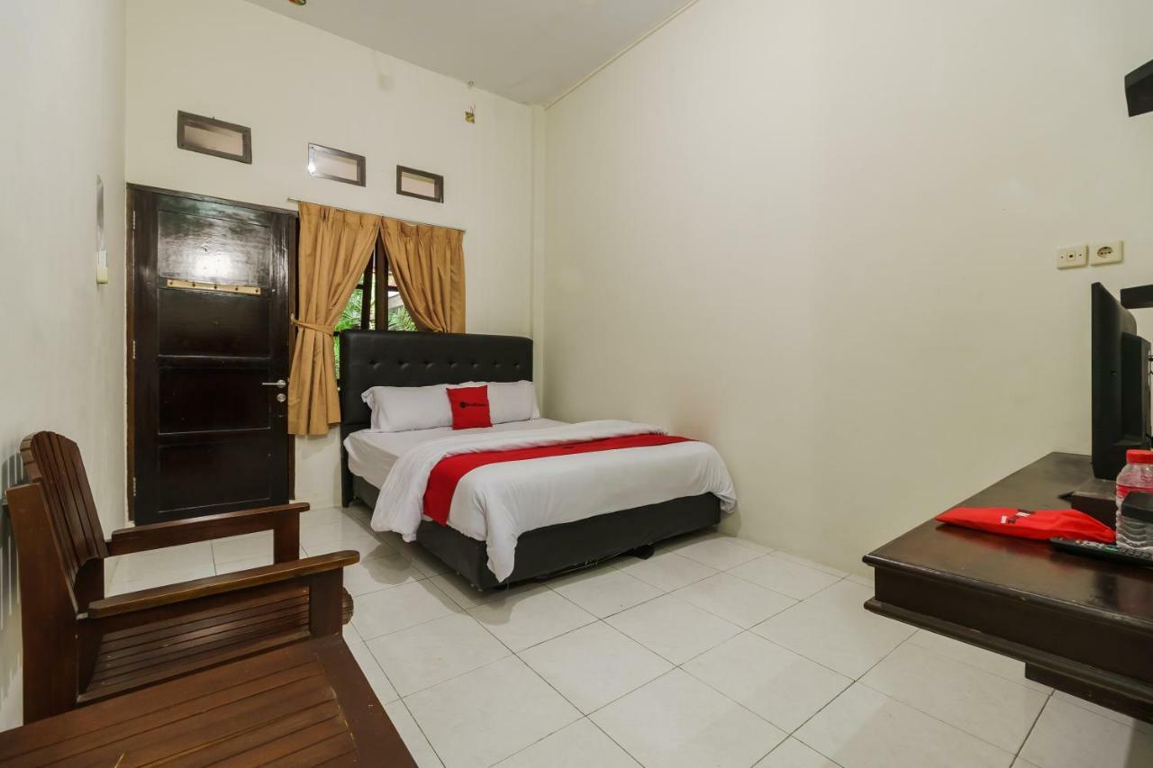 Reddoorz Syariah Near Fort Marlborough Bengkulu Extérieur photo