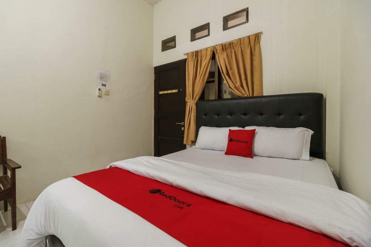 Reddoorz Syariah Near Fort Marlborough Bengkulu Extérieur photo